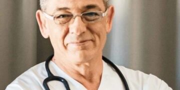 Alldaynews.gr Κλαίει όλο το νησί: «Έσβησε» στα 53 του χρόνια ο γιατρός Μανόλης Πατεράκης – Αφήνει πίσω του 3 παιδιά