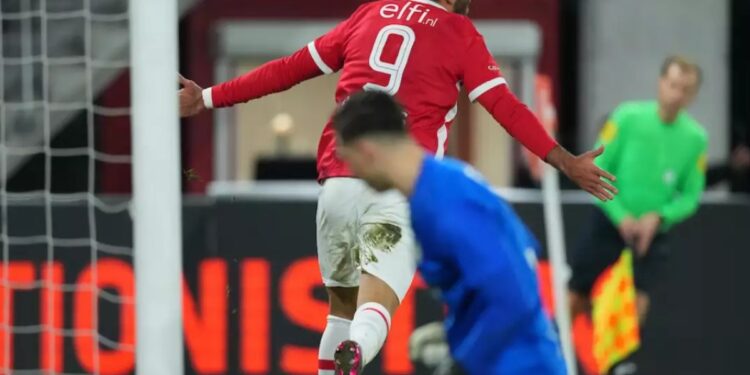 Ο Έλληνας επιθετικός που είναι πρώτος σκόρερ στην Ολλανδία