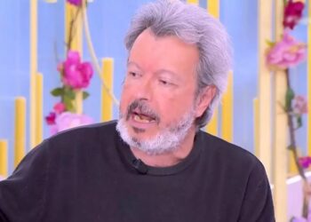 Πέτρος Τατσόπουλος: Ξέσπασε στον αέρα – «Να αποχωρήσω τώρα και να τον ακούσετε, λέει διαρκώς ότι με…»