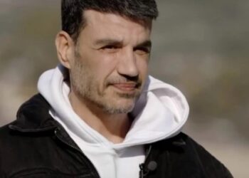 Alldaynews.gr «Λύγισε» ο Τουτουντζής για ξύλο που έχει φάει: «Σταμάτησαν, κατέβηκαν και με έκαναν μαύρο στο ξύλο» (video)