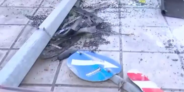 Alldaynews.gr Τροχαίο στη Θεσσαλονίκη με έναν νεκpό και έναν τραυματία – Ακαριαίος ο θάνατος του οδηγού (φωτο, video)