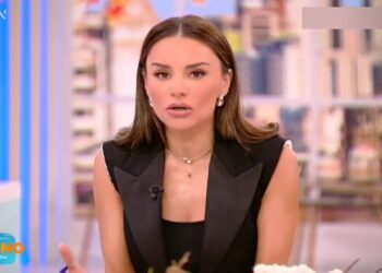 Alldaynews.gr Φαίη Σκορδά – Συγκλονισμένη η Ελένη Τσολάκη για την απώλεια του πατέρα της παρουσιάστριας