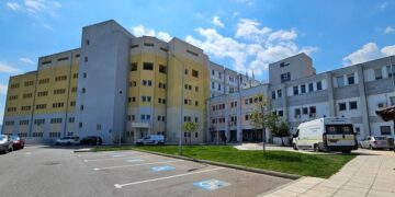 Νεκρό βρέφος έξι μηνών – Συνελήφθη η μητέρα για τον ξυλοδαρμό του