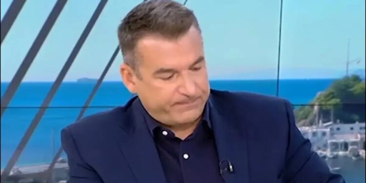 Γιώργος Λιάγκας: Αποχώρησε ξαφνıκά από την εκπομπή για να πάει στην κηδεία του πρώην πεθερού του