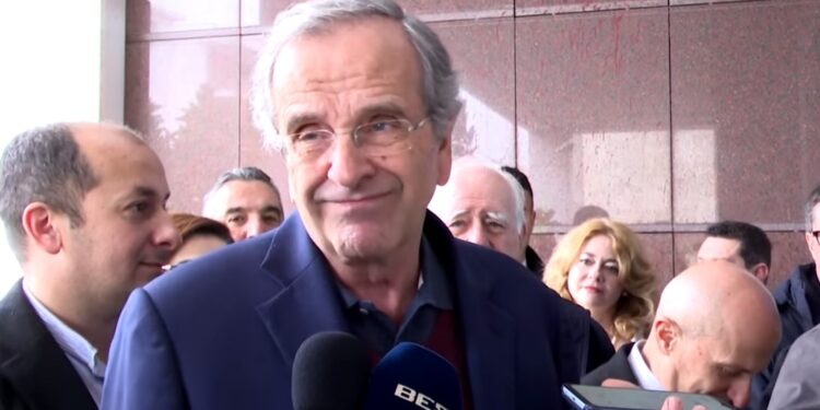 Alldaynews.gr Ο Σαμαράς καρφώνει Μητσοτάκη: «Θα λέμε στον λαό να ψηφίζει και να μην απέχει και ταυτόχρονα σε βουλευτές και υπουργούς να απέχουν;»