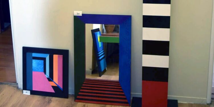 Alldaynews.gr Μεγάλη κομπίνα με πλαστά έργα γνωστής Ελληνίδας εικαστικού – Συνελήφθη υπεύθυνος οίκου δημοπρασιών (video)