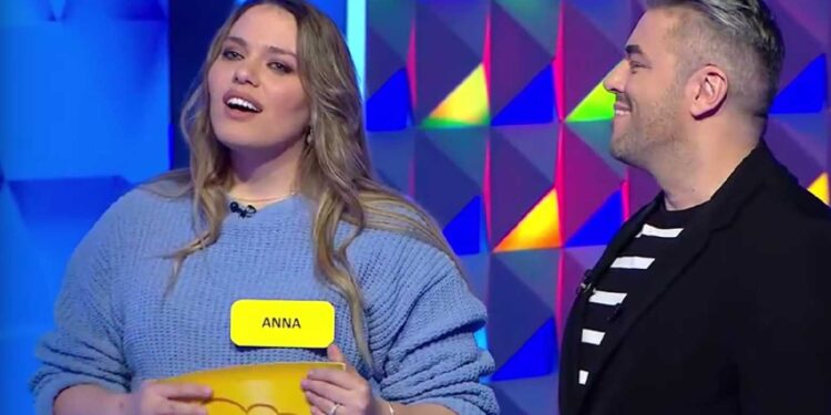 Τροχός της Τύχης: Απίθανη παίκτρια έλυσε τον γρίφο πριν καν αρχίσει ο χρόνος (video)