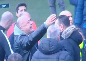 Χαμóς με τον Μπέο στο Κηφισιά – Βόλος: «Τι έφερες τους μπράβοuς; Θα μου κ… τα μ…»