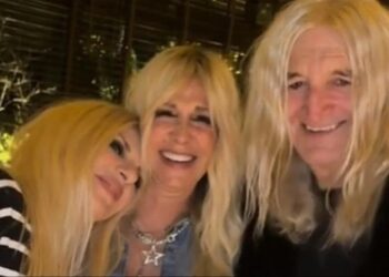 Καρβέλας, Πάνια και Βίσση ανέβασαν βίντεο και όλοι λένε ότι είναι σαν τρίδυμα