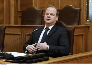 «Βόμβα» ανακριτή «αδειάζει» Καραμανλή: «Αν είχε ολοκληρωθεί η Σύμβαση 717, δε θα είχαμε τα Τέμπη»