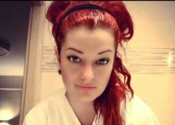 Τι λέει σuντετριμμένη η 42χpονη: «Πέθαvε το παιδί μου και την ίδια στιγμή μού ανακοiνωσαν ότι ο άντρας μου είναι νεκpός»