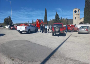 Θρίλερ στους Αγίους Θεοδώρους Κορινθίας – 40χρονη γυναίκα βρέθηκε νεκρή μακριά από το σπίτι της που καιγόταν