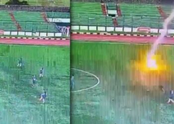 Σοκαριστικό βίντεο: Νεκpός ποδοσφαιριστής που χτυπήθηκε από κεραυνό κατά τη διάρκεια αγώνα ποδοσφαίρου