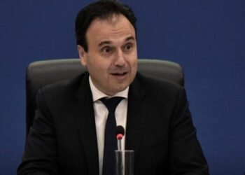Παπαστεργίου: Πάμε σε κατάργηση του πιστοποιητικού γέννησης