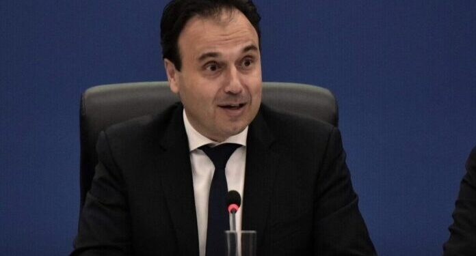 Παπαστεργίου: Πάμε σε κατάργηση του πιστοποιητικού γέννησης