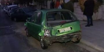 Θεσσαλονίκη: Λεωφορείο του ΟΑΣΘ πήρε «παραμάζωμα» παρκαρισμένα αυτοκίνητα – «Σαν να έπεσε βόμβα», εικόνες που σοκάρουν