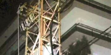 Alldaynews.gr Άνδρας βρέθηκε νεκρός πάνω σε στύλο της ΔΕΔΔΗΕ στο Παλαιό Φάληρο