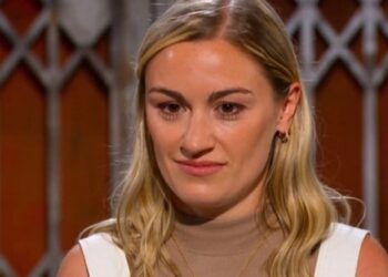 Πήγε στο Dragons’ Den και άλλαξε η ζωή της: Μέσα σε τρεις ημέρες έγιναν 30.000 παραγγελίες (video)