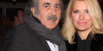 Alldaynews.gr Λαζόπουλος σε Μενεγάκη: «Αν κατάλαβες τι είπα, παρότι ξανθιά»