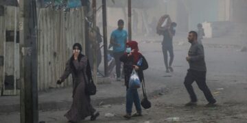 Μακελειό στη Γάζα: Οι ισραηλινοί άνοιξαν πυρ κατά τη διάρκεια διανομής ανθρωπιστικής βοήθειας – Πάνω από 100 νεκροί