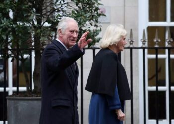 «Βόμβα» από το Μπάκιγχαμ! Ο βασιλιάς Κάρολος διαγνώστηκε με καρκίνο: «Δεν είναι προστάτης» – Εσπευσμένα στη Βρετανία ο πρίγκιπας Χάρι (video)