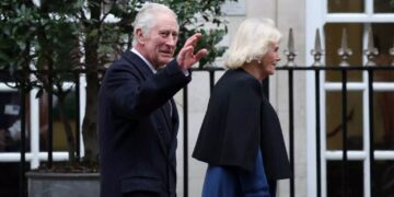 Alldaynews.gr «Βόμβα» από το Μπάκιγχαμ! Ο βασιλιάς Κάρολος διαγνώστηκε με καρκίνο: «Δεν είναι προστάτης» – Εσπευσμένα στη Βρετανία ο πρίγκιπας Χάρι (video)