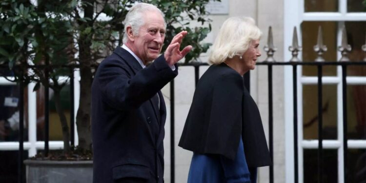 Alldaynews.gr «Βόμβα» από το Μπάκιγχαμ! Ο βασιλιάς Κάρολος διαγνώστηκε με καρκίνο: «Δεν είναι προστάτης» – Εσπευσμένα στη Βρετανία ο πρίγκιπας Χάρι (video)
