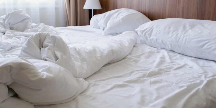 Παντρεμένη δασκάλα «κοιμόταν» με 14χρονο μαθητή της στο κρεβάτι του για έναν χρόνο – «Δεν έκανε καμία εργασία και δεν τον μάλωνε ποτέ»