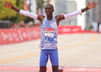 Σοκ, νεκpός ο 24χρονος παγκόσμιος ρέκορντμαν του μαραθωνίου, Κέλβιν Κιπτούμ!