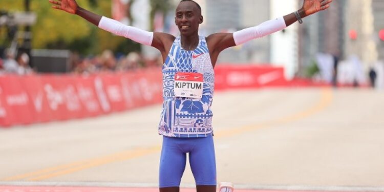 Σοκ, νεκpός ο 24χρονος παγκόσμιος ρέκορντμαν του μαραθωνίου, Κέλβιν Κιπτούμ!