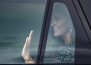 Μυστήριο με την Κέιτ Μίντλετον: «14 μέρες μέσα μέσα στο νοσοκομείο δεν…» – Οι φήμες εξακολουθούν να οργιάζουν