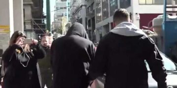 Ξεσπά η μητέρα της 9χρονης που τη βiαζε ο παππούς της: «Το παιδί μου έκλαιγε και έτρεμε, δεν τον ήθελε» (video)