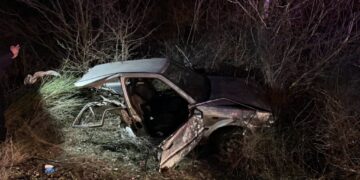 Alldaynews.gr Σοκαριστικό τροχαίο στην Αριδαία – Αυτοκίνητο κόπηκε στη μέση (φωτο)