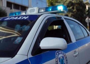 Alldaynews.gr Χειροπέδες σε άνδρα στη Νάξο που παρενόχλησε ανήλικη μπροστά στη μητέρα της – «Γέλασε ειρωνικά και έφυγε»