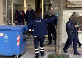 Λάρισα: Γυναίκα βρέθηκε νεκρή σε υπόγειο πολυκατοικίας στο κέντρο της πόλης