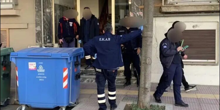 Λάρισα: Γυναίκα βρέθηκε νεκρή σε υπόγειο πολυκατοικίας στο κέντρο της πόλης