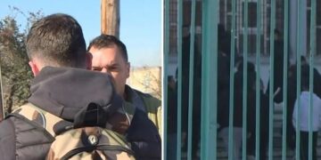 Alldaynews.gr Θεσσαλονίκη: «Του έκαναν κεφαλοκλείδωμα και τον χτυπούσαν στο κεφάλι» – Ξεσπά η μητέρα του μαθητή που ξυλοκοπήθηκε