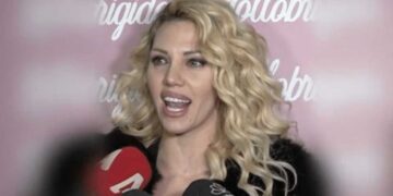 Άνδρας βρέθηκε νεκρός πάνω σε στύλο της ΔΕΔΔΗΕ στο Παλαιό Φάληρο