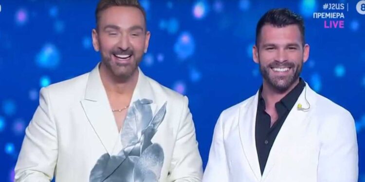 J2US – Βίκυ Σταυροπούλου σε Στάθη Σχίζα: «Δεν είχες μυαλό και πήγες και παντρεύτηκες»