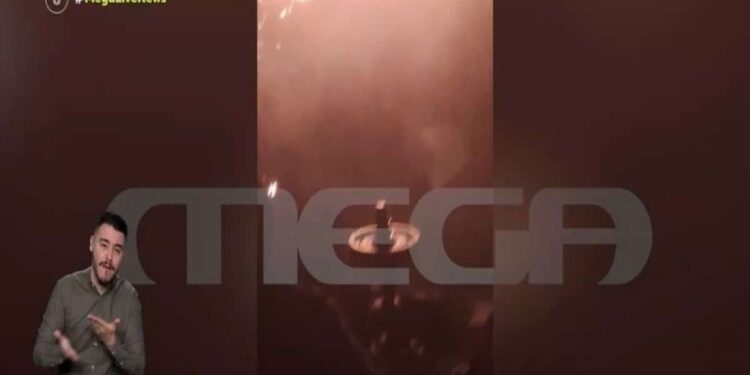 Alldaynews.gr Τέμπη: Νέο αποκαλυπτικό βίντεο-ντοκουμέντο δευτερόλεπτα μετά τη φονική σύγκρουση – «Βοήθεια, είμαστε από κάτω, βοήθεια…» (video)