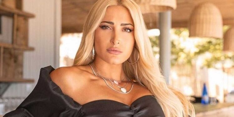 Alldaynews.gr Δύσκολες ώρες για την Ιωάννα Τούνη – Μπαίνει στο χειρουργεiο