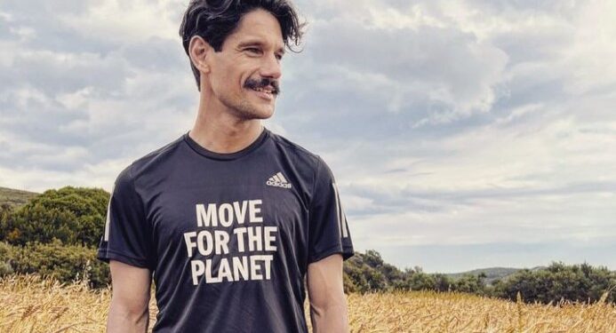 «Μέσα σε ένα σάκο βάλτε Άδωνι και Πορτοσάλτε»: Αυτό είναι το βίντεο του Πάνου Βλάχου που προκάλεσε χαμό