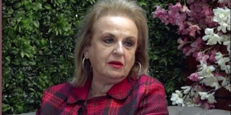 Alldaynews.gr Ματίνα Παγώνη: «Νıώθω όμοpφη, με φλερτάpουν οι άνδρες αλλά δεν είμαι γατοúλα»