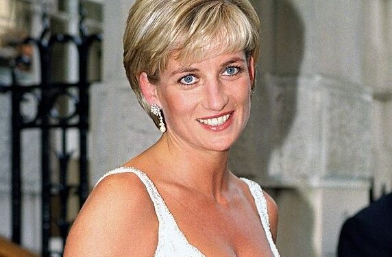 «Ήταν τελικά έγκυος η Νταϊάνα;»: Ο ιατροδικαστής που την εξέτασε “σπάει” τη σιωπή του 26 χρόνια μετά την τραγωδία