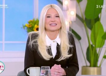 Alldaynews.gr Η έντονη αδιαθεσία της Κατερίνας Καινούργιου στον αέρα – Αποχώρησε από την εκπομπή: «πάω μέχρι το νοσοκομείο»