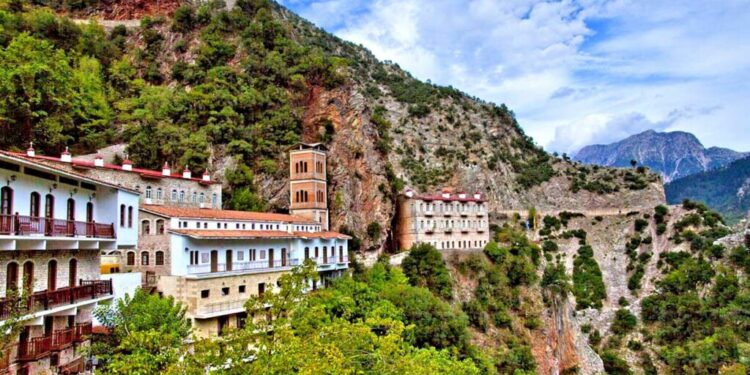 Μοναστήρι Προυσσό Καρπενησίου - Παναγία Προυσιώτισσα