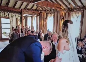 Έγινε της κακομοίρας στον γάμο: Η κολλητή της νύφης πήγε ντυμένη έτσι και όλοι την κοιτούσαν με μισό μάτι (φωτο, video)