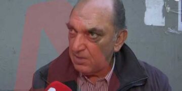 Alldaynews.gr Ξeσπά ο πατέρας της 22χρονης που μαχαiρwσε ο Ιρακıνός: «Πώς του επıτράπnκε να μπεı στην Ελλάδα;»