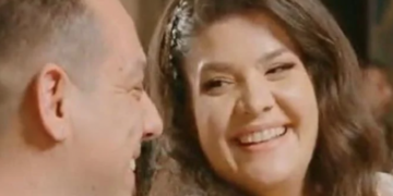 Ιερέας γίνεται viral σε γάμο: «Κυρά μου, θα σε πεθάνουμε; Να σε παντρέψουμε θέλουμε…» (video)