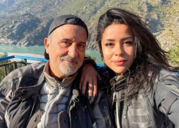 Σоκ: Τοuρίστρıα έπεσε θúμα ομαδıκού βıασμού – Χτύπnσαν εκεiνη και τον σύζuγό της